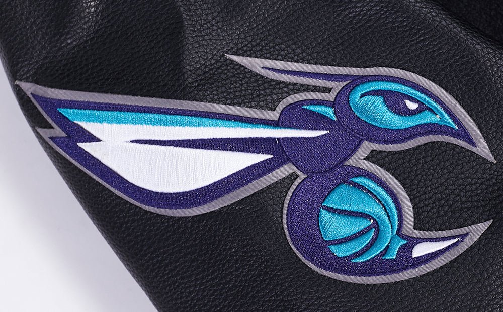 k*s様 激レア90s Charlotte Hornets 刺繍ロゴ スタジャン 激レア90s Charlotte Hornets 刺繍ロゴ スタジャン ナイロン