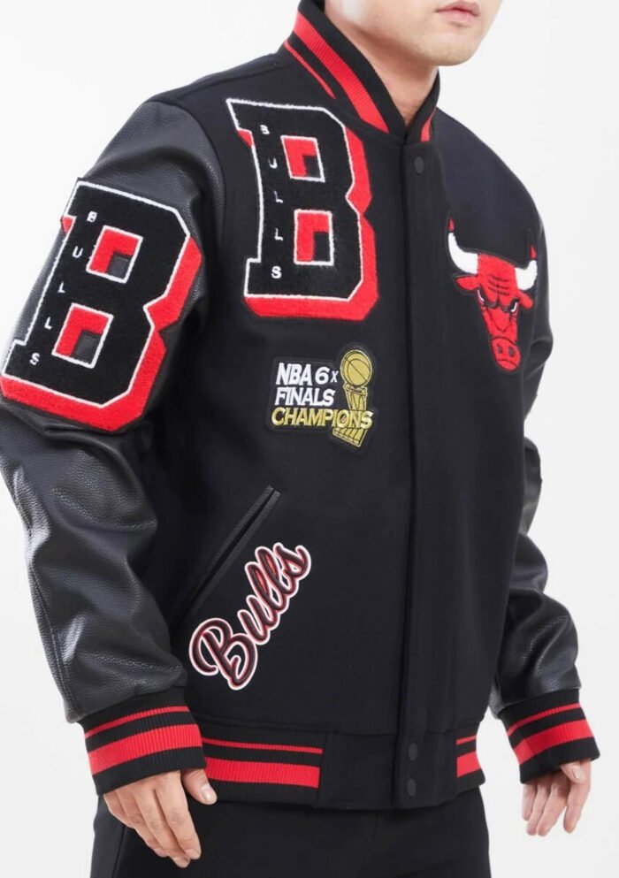 Chicago Bulls Varsity Jacket rare-leather