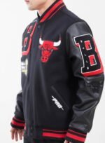 Chicago Bulls Varsity Jacket rare-leather